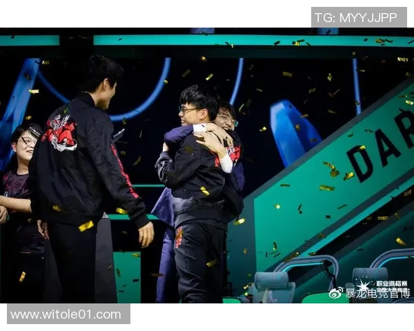 英雄联盟最新实力榜揭晓FPX荣登第十名展现强劲实力